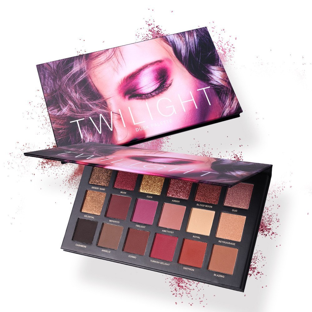 18 Colors EyeShadow Palette Matte Shimmer Velvet Pigmented Twilight And Dusk Eyeshadow Powder Make up